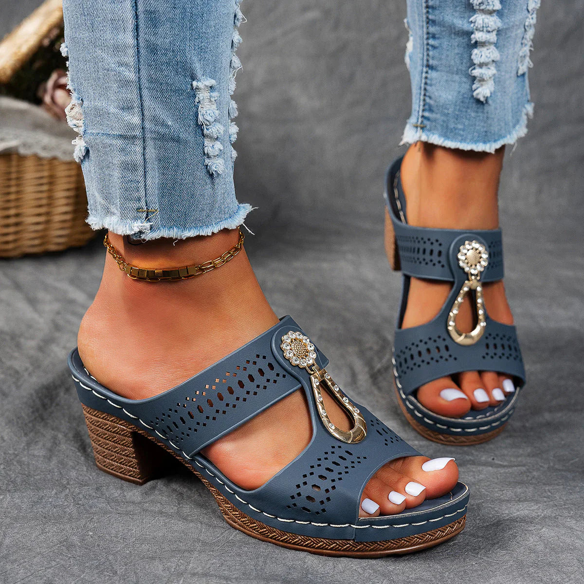 Zariah™ Orthopedic Heel Sandals