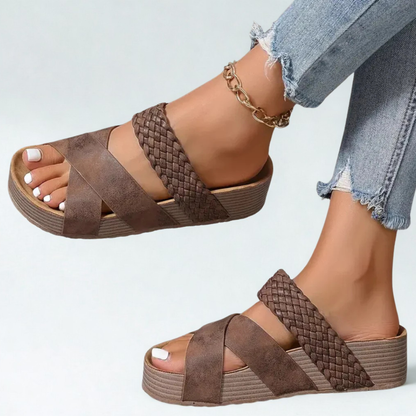 Gale Women's Comfort Sandals